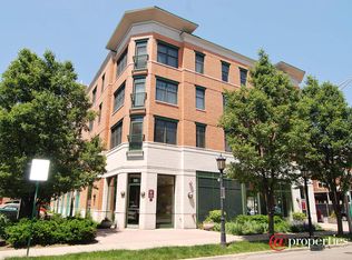 125 N Euclid Ave APT 202, Oak Park, IL 60301