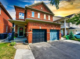 22 Nathaniel Cres, Brampton, ON L6Y5M5