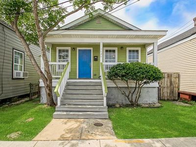 1728 Touro St, New Orleans, LA, 70116