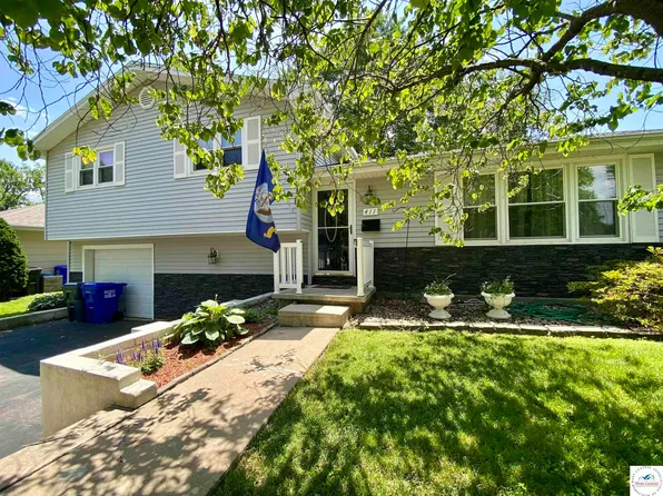 411 W 21st St, Sedalia, MO 65301