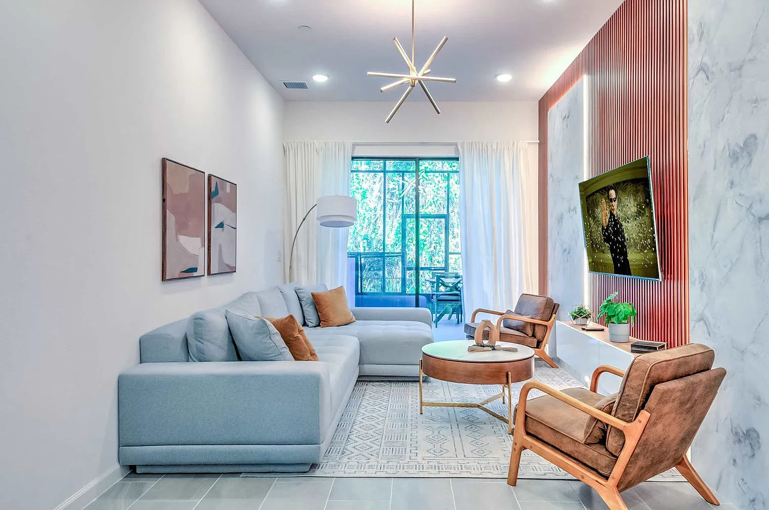 5 bed, 5.0 bath, 1743 sqft, $10,430 — Photo 4
