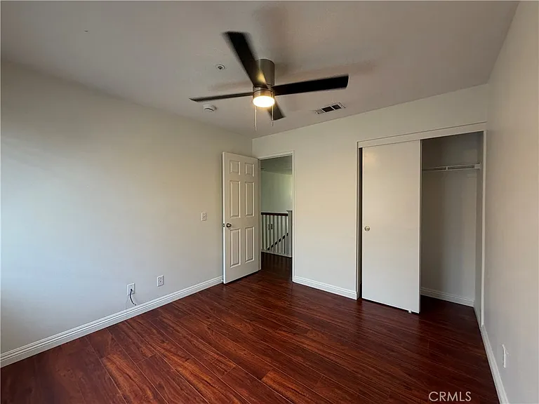 5569 Hunt Club Dr — Photo 24