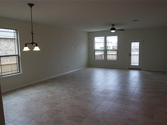 2nd image of 1640 Uhland Dr