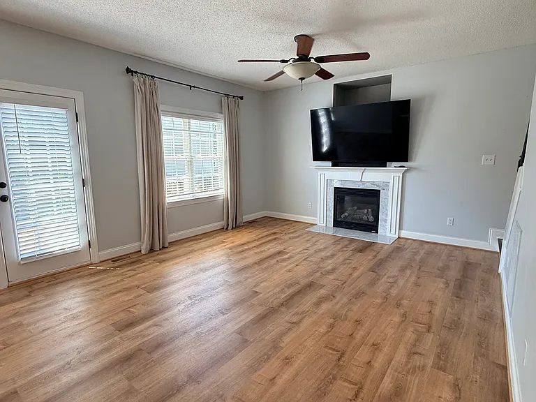 5700 Stockport Ter — Photo 20