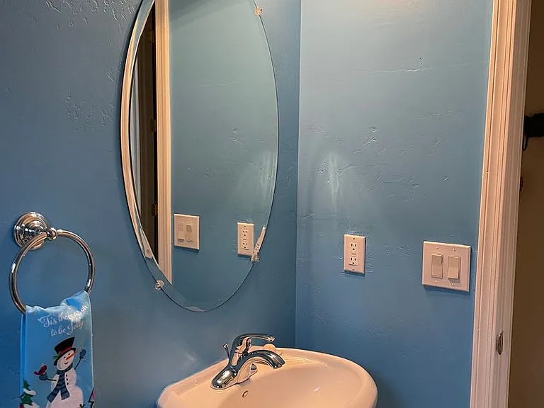 5715 E La Privada Dr — Photo 26
