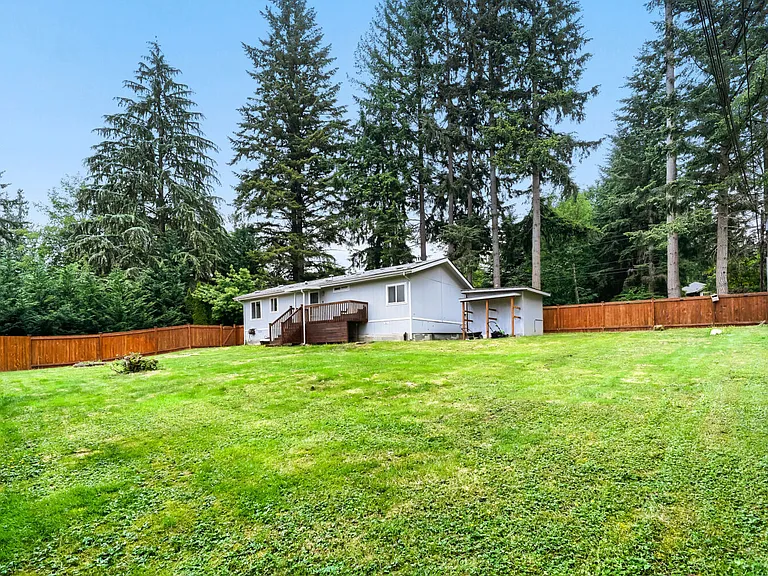 23332 E Echo Lake Rd — Photo 33