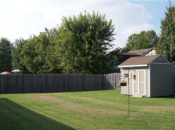 2nd image of 10388 Tecumseh Dr