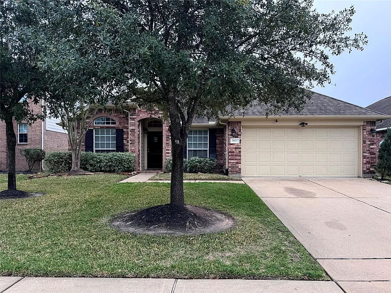 9023 Kinnel Ln — Photo 2
