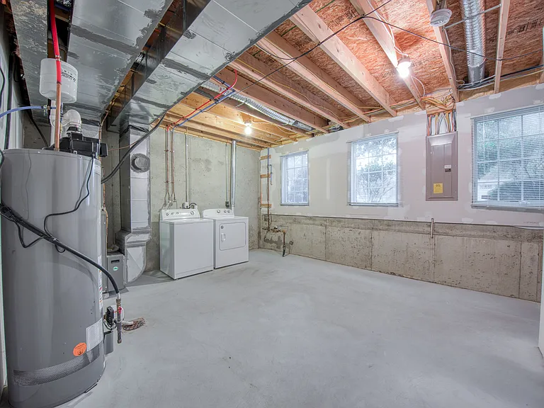 423 Marshall Heights Dr — Photo 31