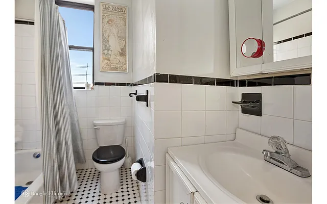 Rented by Douglas Elliman | media 9