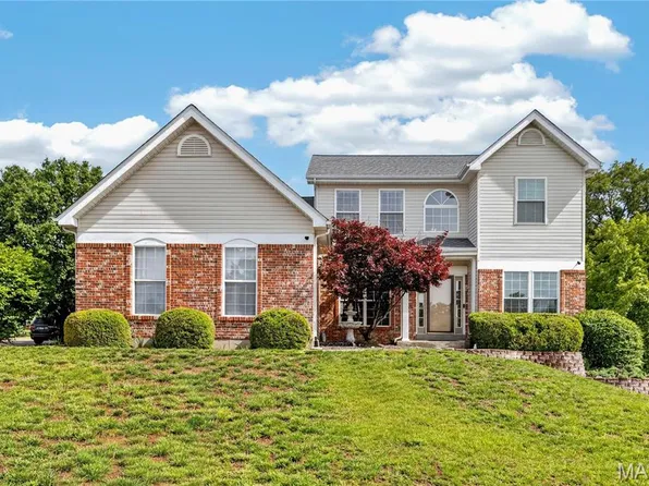 863 Emerald Oaks Ct, Eureka, MO 63025