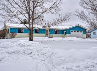 917 Eagle Dr, Kingsford, MI 49802