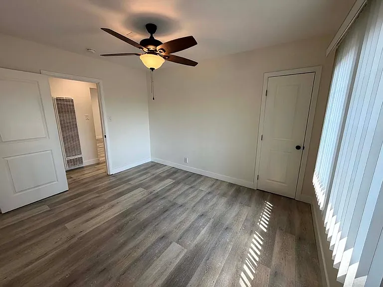 8818 Ramsgate Ave — Photo 13