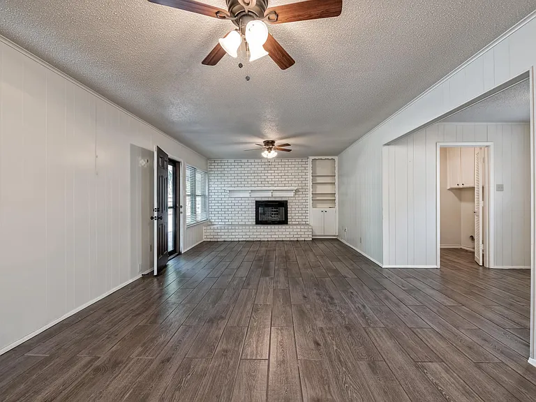 424 Richland Dr — Photo 8