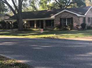 1426 Shaw Dr, Vinton, LA 70668