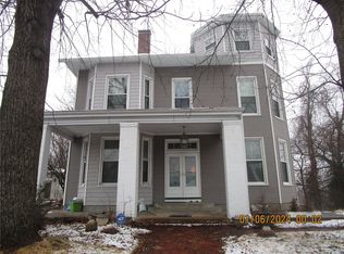 1217 State St, Alton, IL 62002