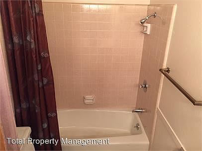 3rd image of 133 N Simon St