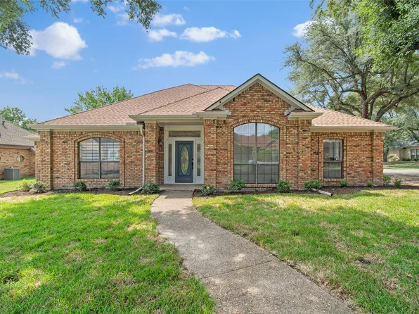 807 Williamsburg Dr, Ennis, TX 75119