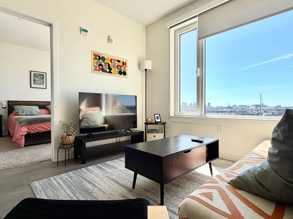 111 Mill Rd, Everett, MA 02149