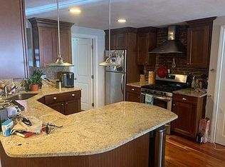 203 Endicott St #1, Boston, MA 02113