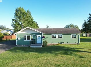 35064 7th Ln, Astoria, OR 97103