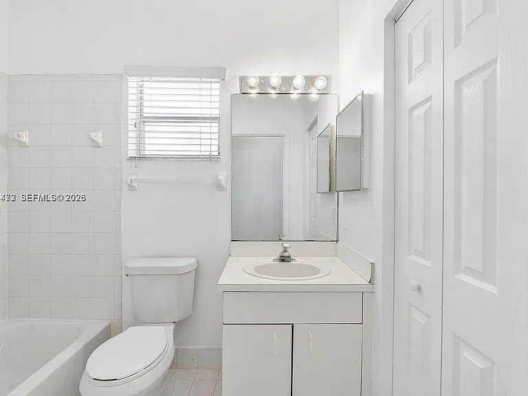16035 Emerald Cove Rd — Photo 24