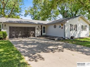 912 N 24th Ave, Blair, NE 68008