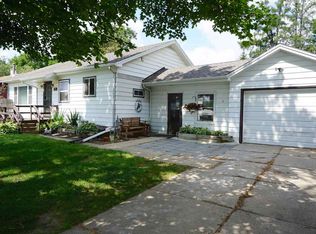 6364 Nesbitt Rd, Madison, WI 53719