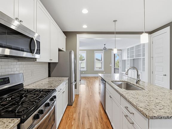 4th image of 118 Rock Ledge Dr