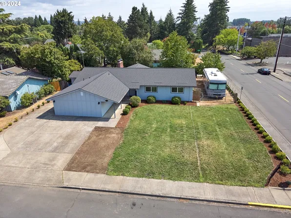 2708 NE Melody Way, McMinnville, OR 97128