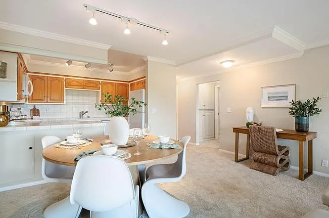 2727 Miradero Dr #302 — Photo 8