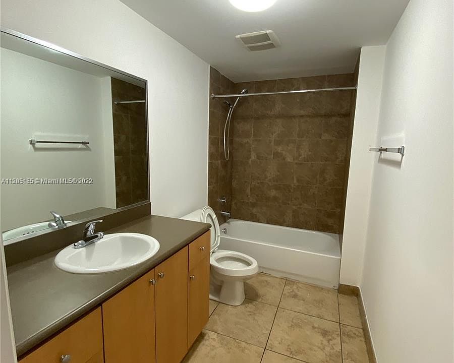 1st image of 435 Ssw 12th Ave
