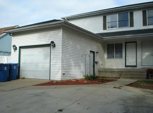 2115 State St, Peru, IL 61354