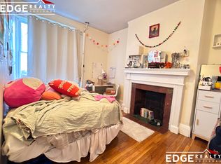 62 Egmont St APT 1A, Brookline, MA 02446