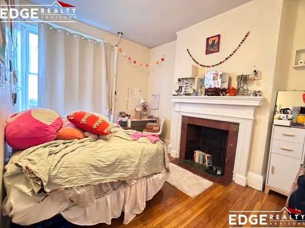 62 Egmont St, Brookline, MA