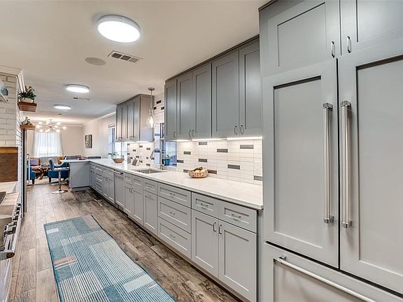 3rd image of 7711 La Avenida Dr