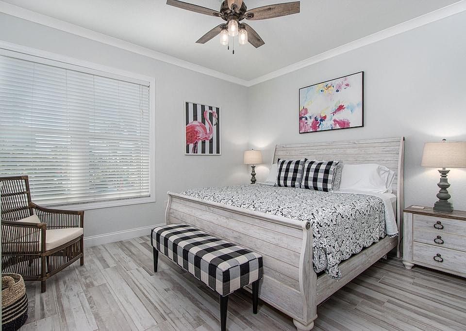 1st image of 445 Hamden Dr APT 205
