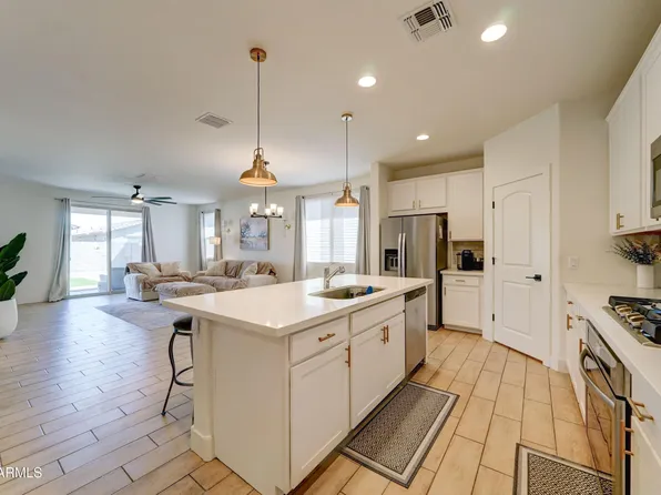 19448 W BADGETT Lane, Litchfield Park, AZ 85340