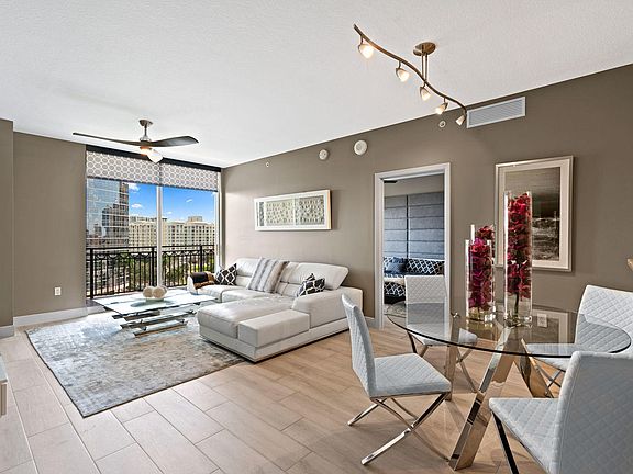 5th image of 550 Okeechobee Blvd APT 809