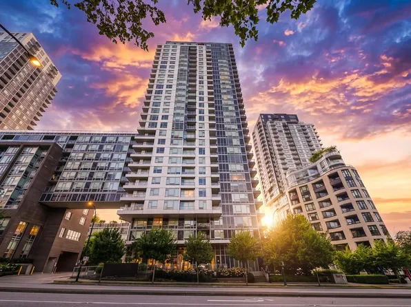 5515 Boundary Rd #2601, Vancouver, BC V5R 0E3
