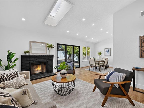 2nd image of 2512 Raleigh Court