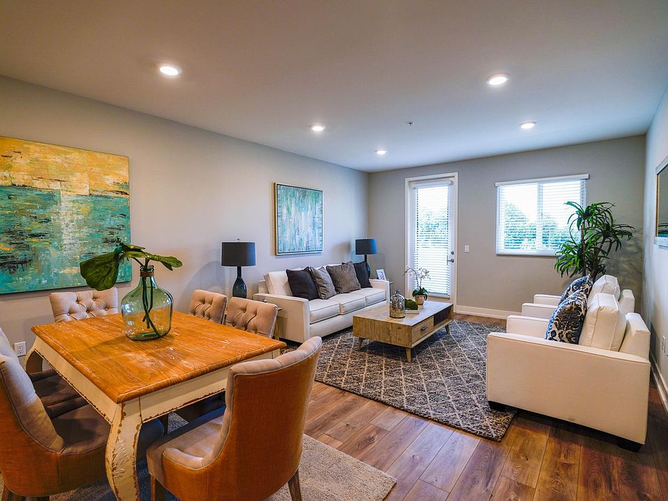 1st image of 18535 Burbank Blvd #302