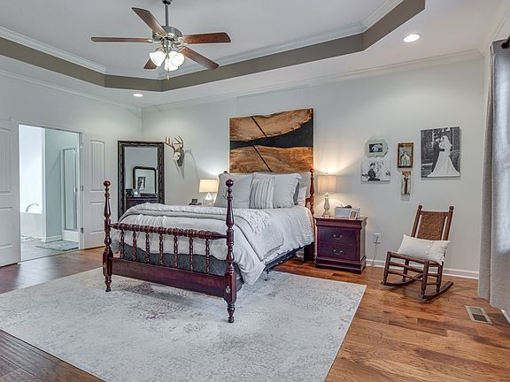 5th image of 7202 Deervalley Dr