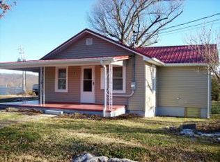 218 Fairhaven Rd, Johnson City, TN 37601