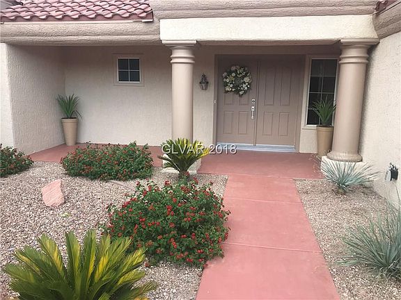 2nd image of 2532 Desert Butte Dr