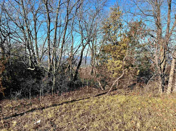 Edgewater Beach Rd, Green Bay, WI 54311