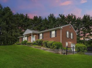 1512 Scott Rd NE, Roanoke, VA 24012