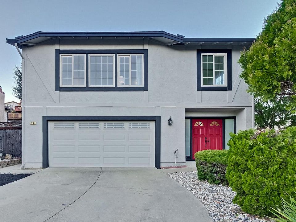 1st image of 24 Chateau Ct