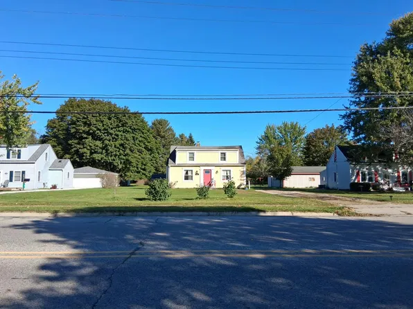 403 W Russell Rd, Tecumseh, MI 49286