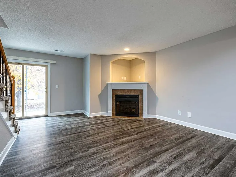Arbor Mist Townhomes — Photo 16